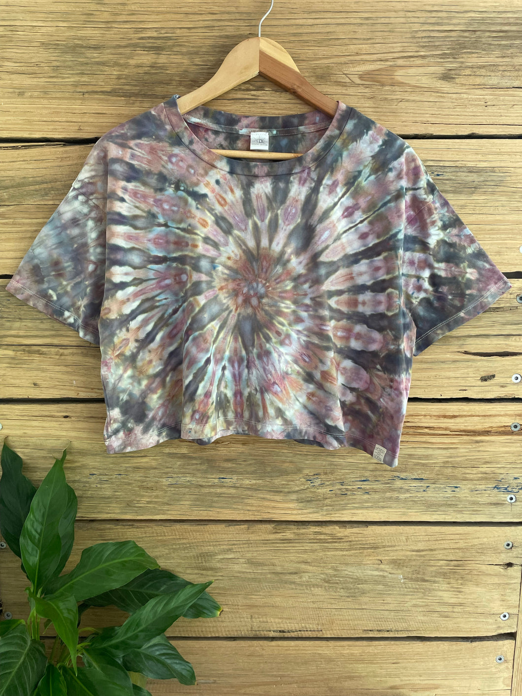 Angie Crop Tee - Size L