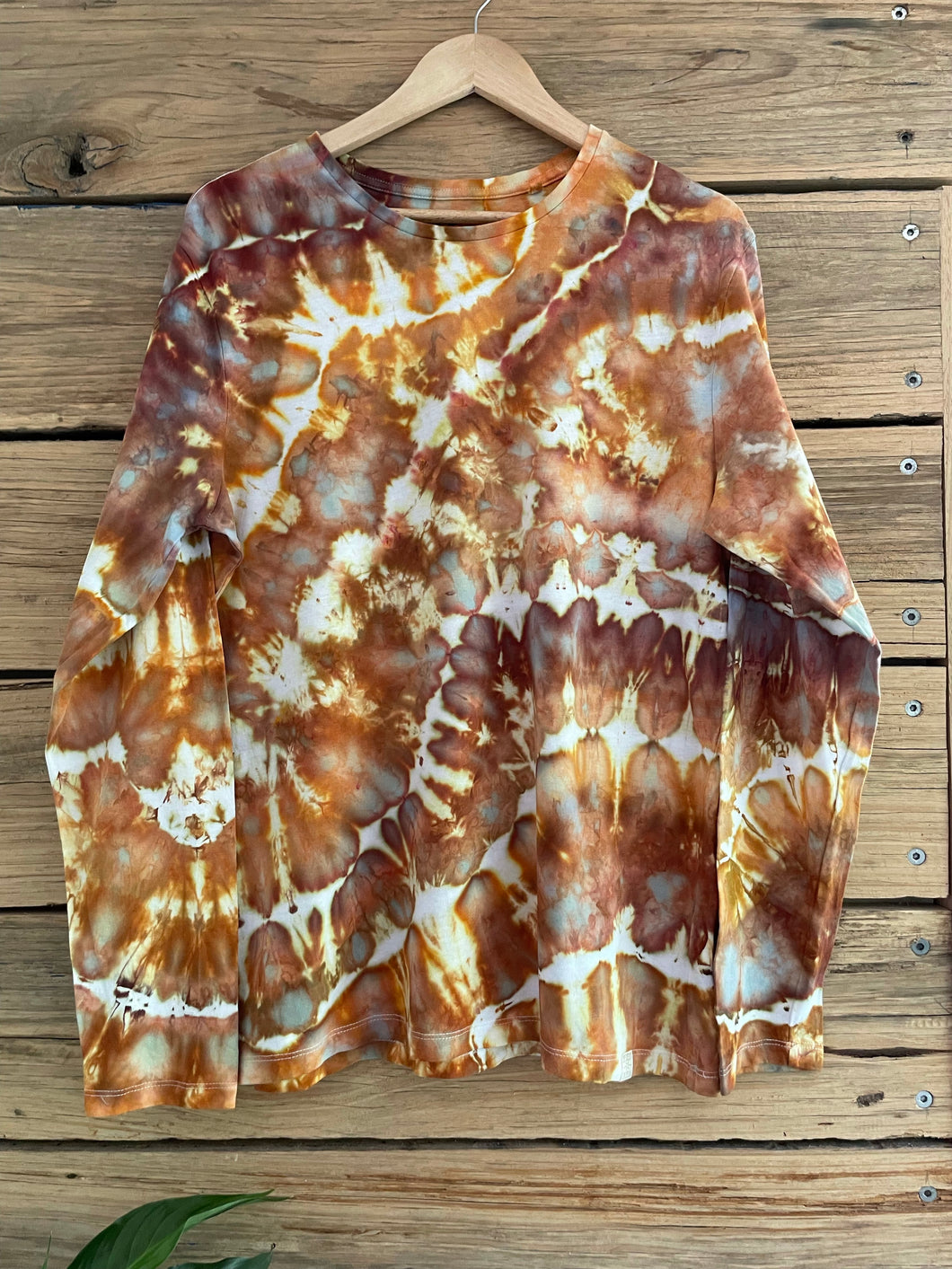 Long Sleeved Chill Tee - Size L